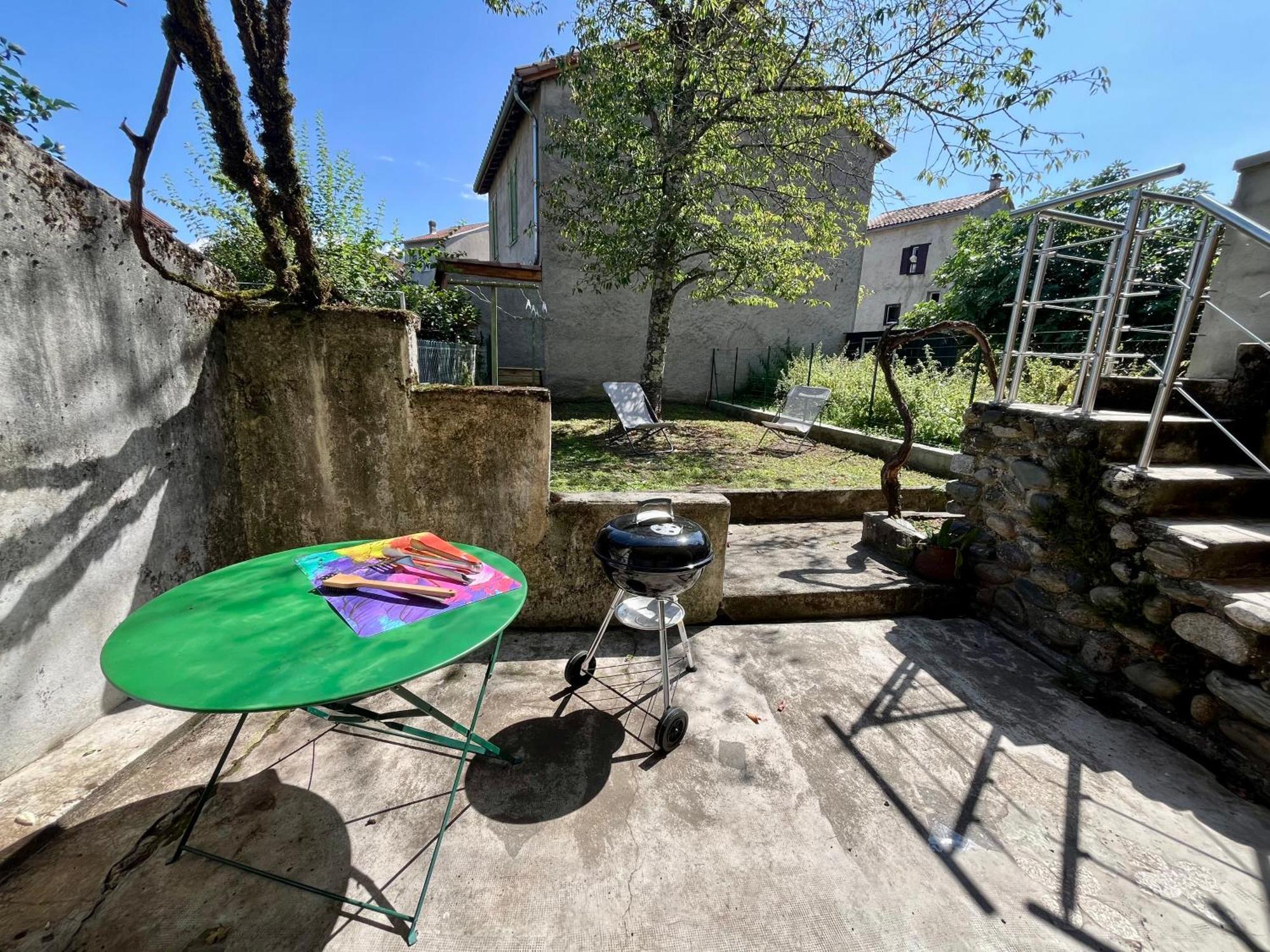La Petite Ourse Maison De Village A Oust Exteriér fotografie