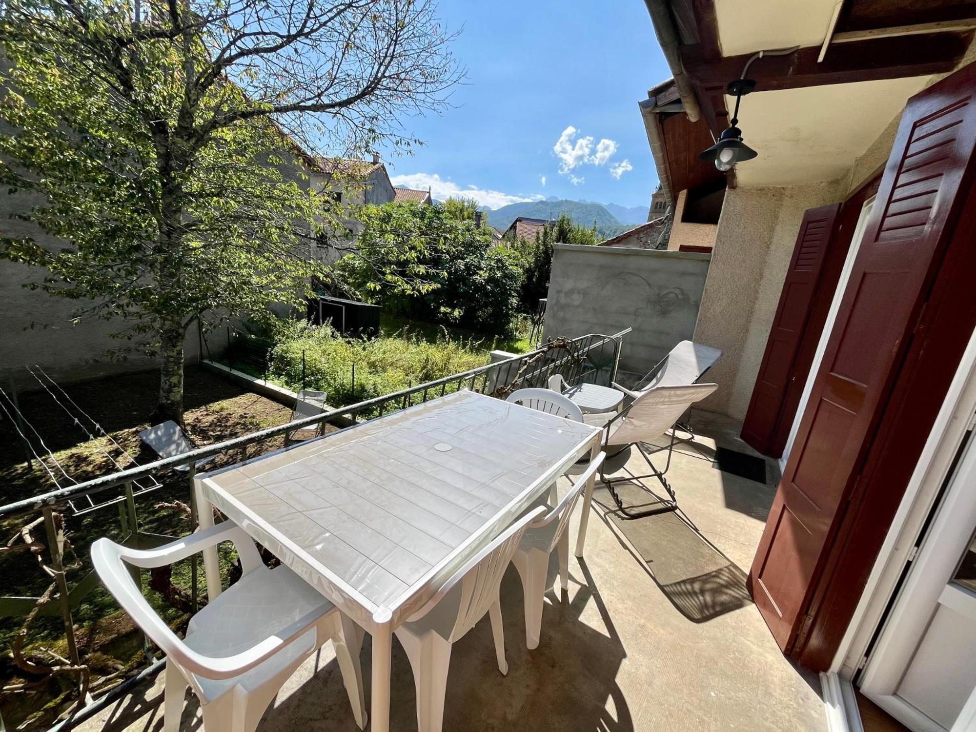 La Petite Ourse Maison De Village A Oust Exteriér fotografie
